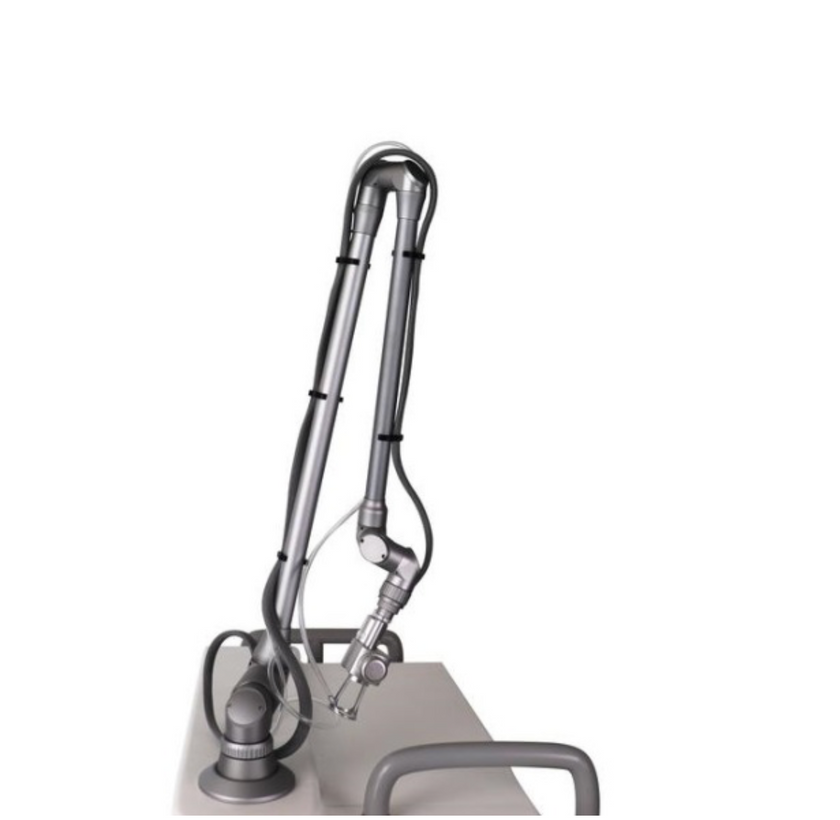 Macchina con Laser Frazionato CO2 da 10600nm