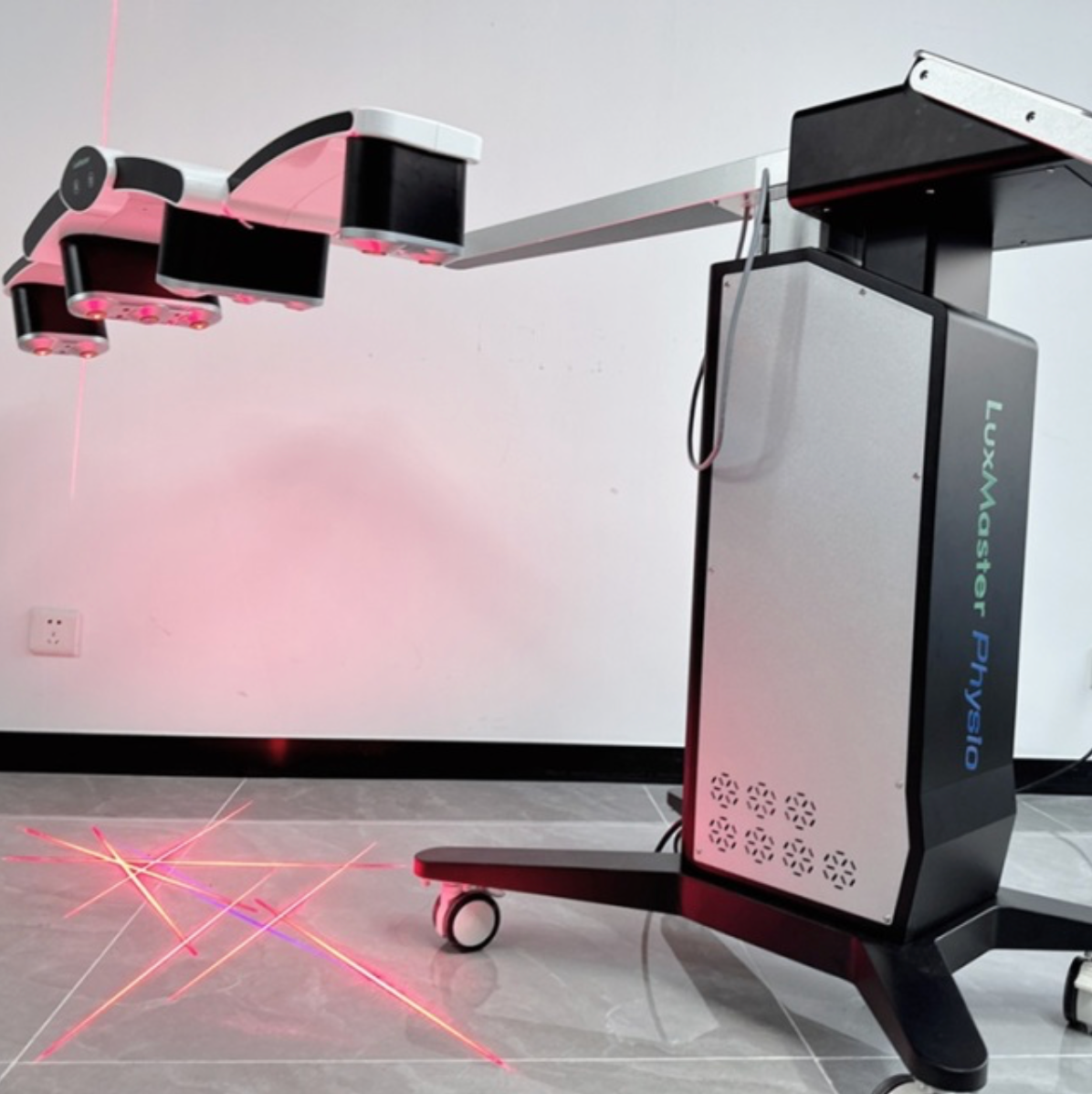 Dispozitiv de fizioterapie cu laser la rece 10D.